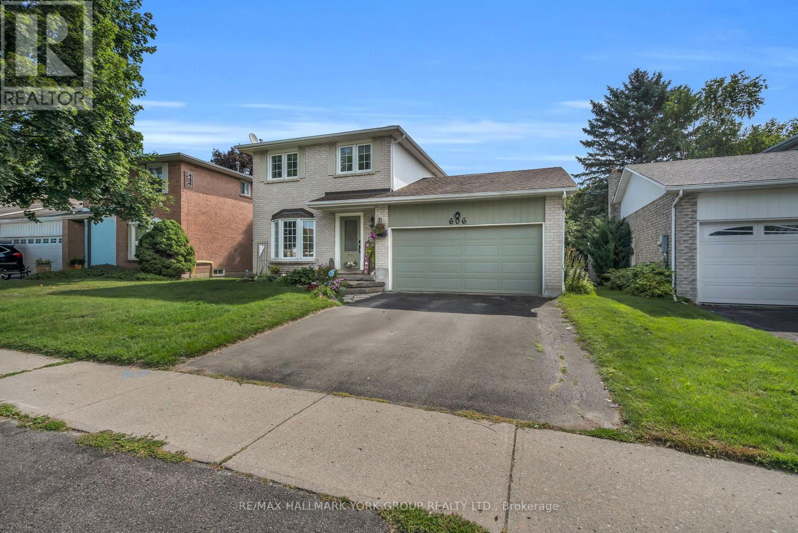 606 Haines Road, Newmarket, Ontario  L3Y 6V5 - Photo 2 - N13676674