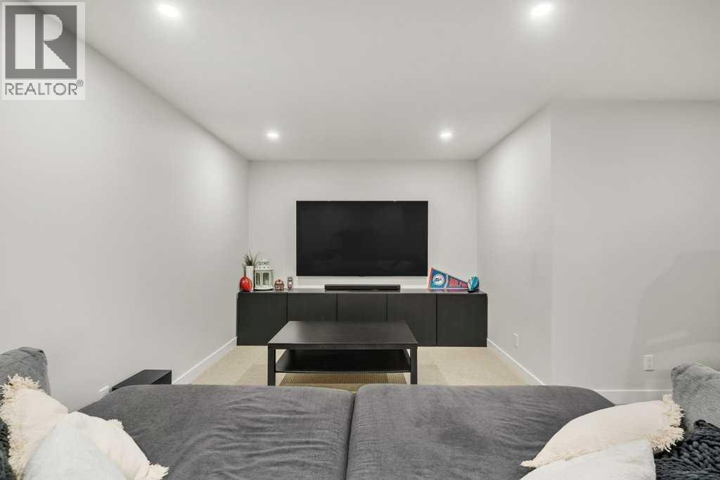 284 Prestwick Estate Way Se, Calgary, Alberta T2Z 3Z1 - Photo 35 - A2335989