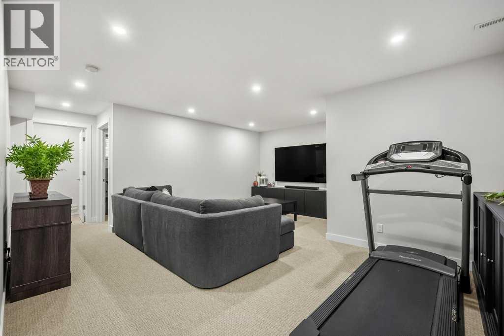 284 Prestwick Estate Way Se, Calgary, Alberta T2Z 3Z1 - Photo 34 - A2335989