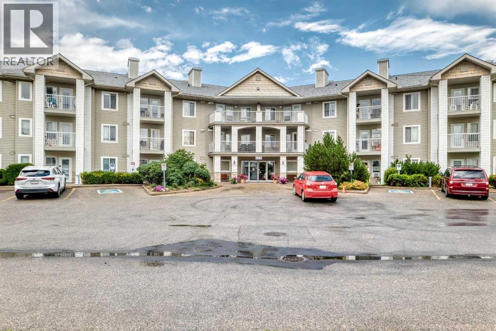 3337, 6818 Pinecliff Grove NE, Calgary, Alberta  T1Y 7L2 - Photo 1 - A2337185