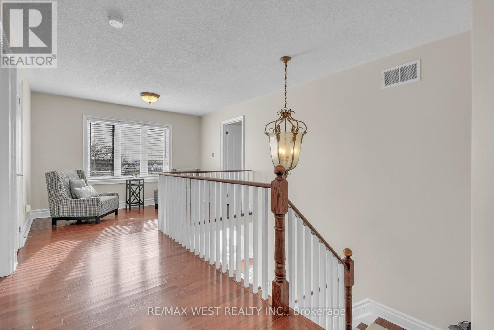 90 Birkhall Place, Barrie, Ontario L4N 0K2 - Photo 10 - S13676624