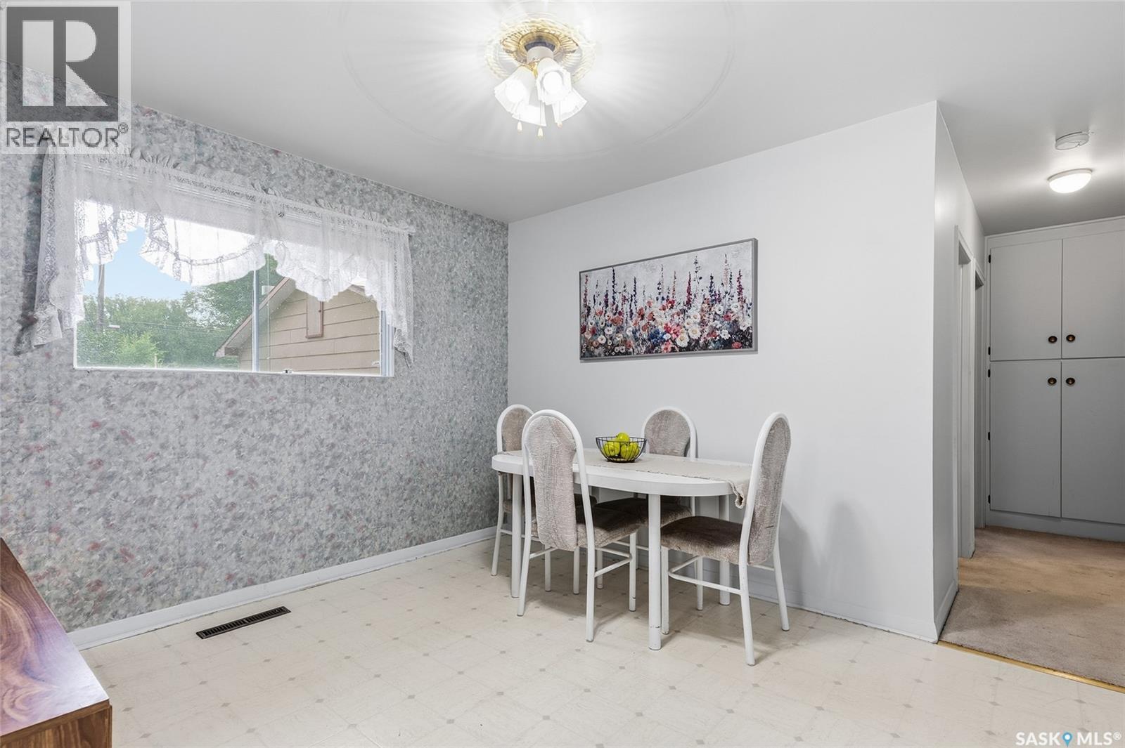 910 T Avenue N, Saskatoon, Saskatchewan  S7L 3C1 - Photo 8 - SK045633