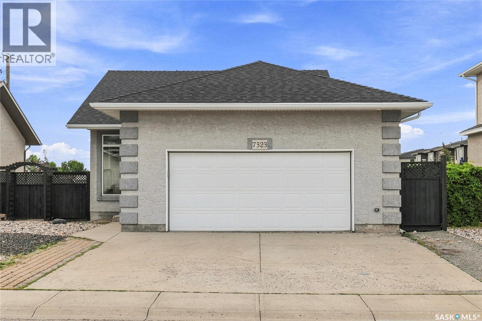 7323 Maple View Crescent, Regina, Saskatchewan  S4X 4S8 - Photo 2 - SK045614