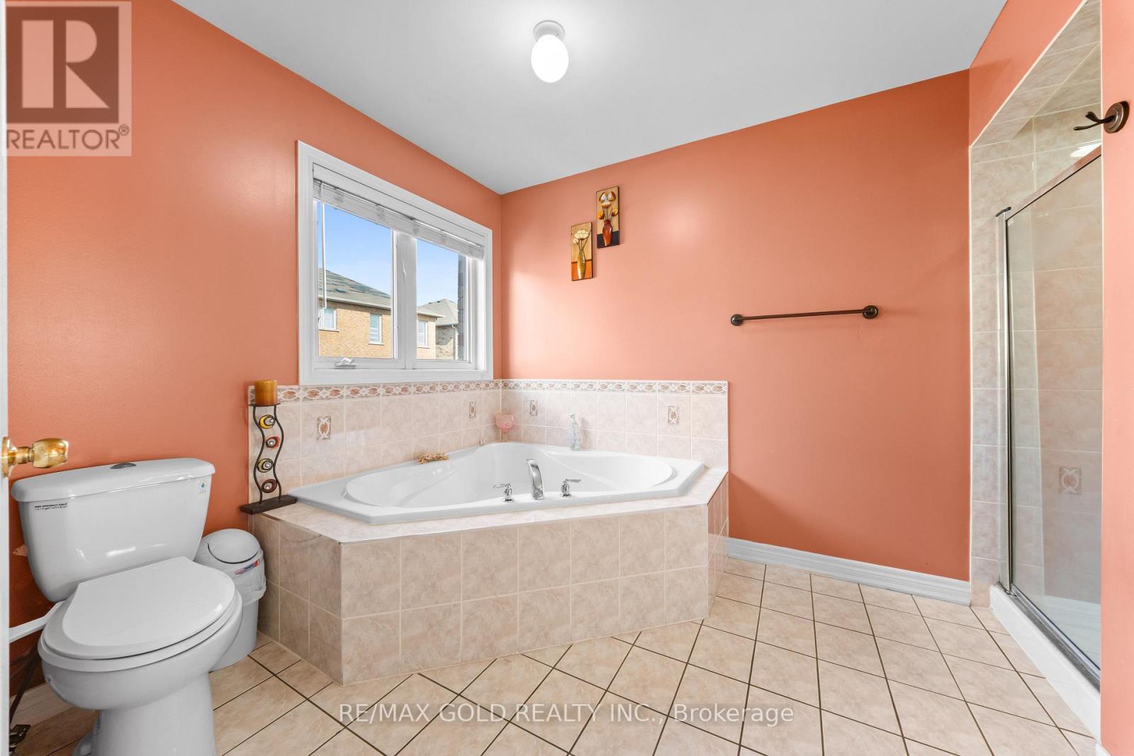 19 Attview Crescent, Brampton, Ontario  L6P 2R5 - Photo 14 - W13676472