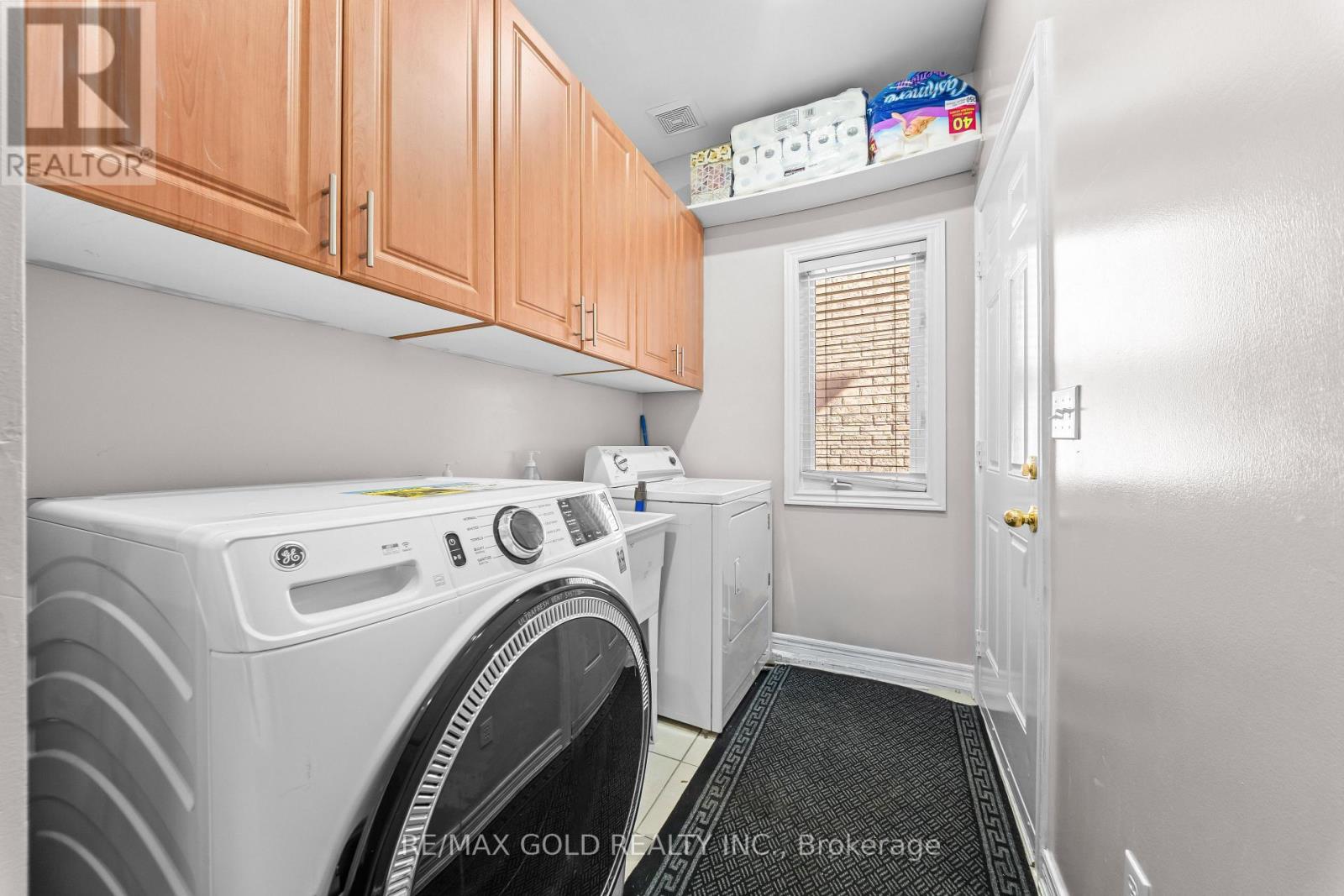 19 Attview Crescent, Brampton, Ontario  L6P 2R5 - Photo 20 - W13676472