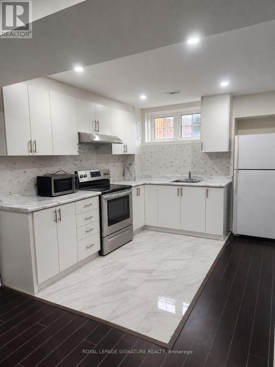 BASEMENT - 404 NAIRN CIRCLE