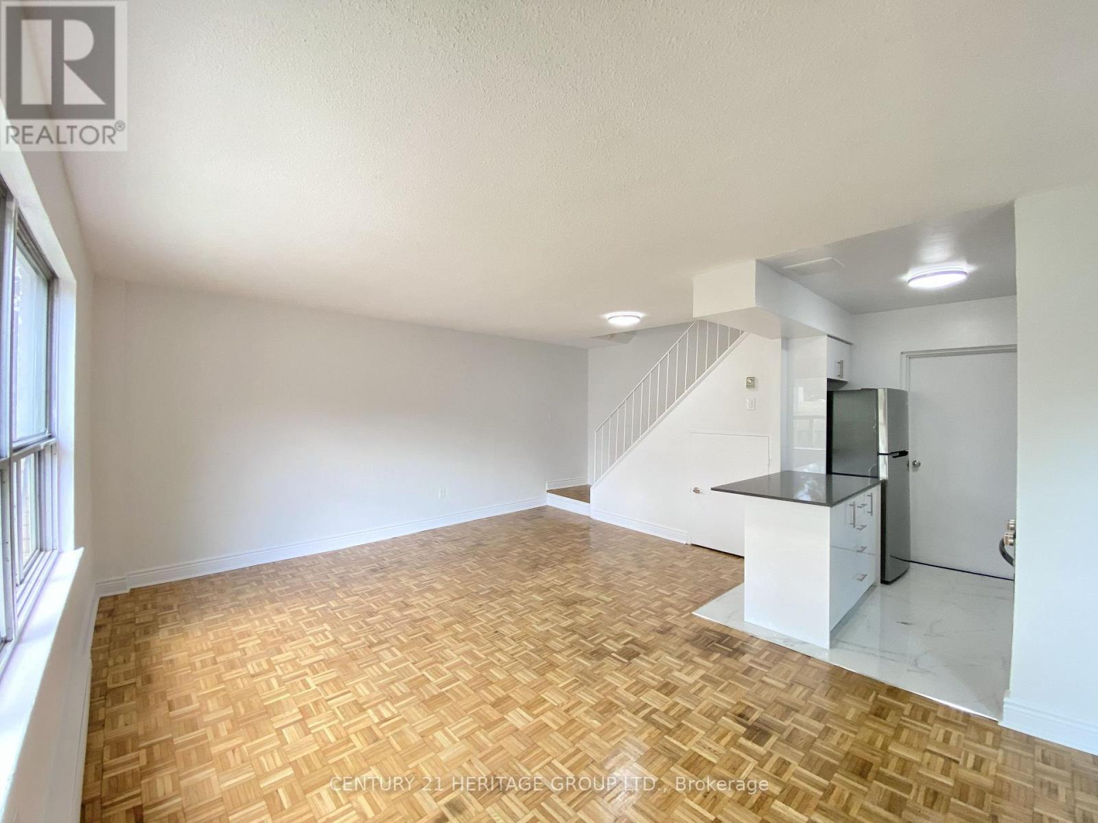 153 - 7555 Goreway Drive, Mississauga, Ontario  L4T 3M9 - Photo 3 - W13676498