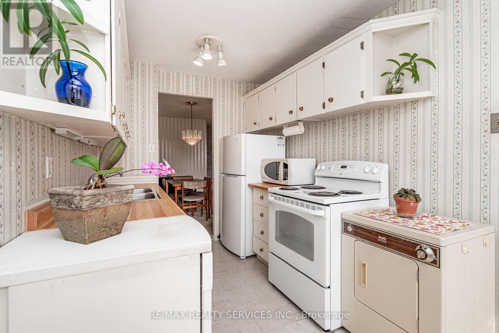 2102 - 18 Knightsbridge Road, Brampton, Ontario  L6T 3X5 - Photo 20 - W13676556