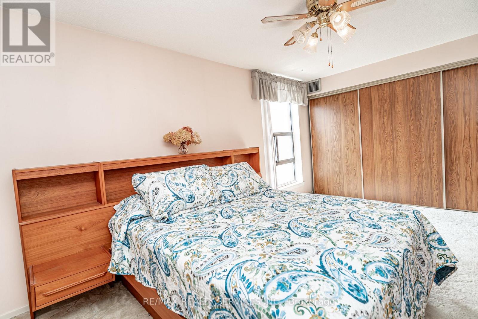 2102 - 18 Knightsbridge Road, Brampton, Ontario  L6T 3X5 - Photo 24 - W13676556