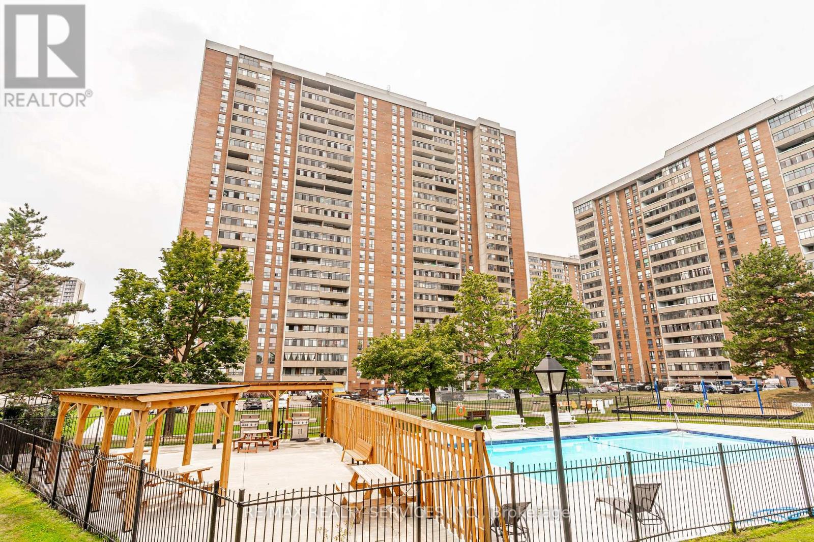 2102 - 18 Knightsbridge Road, Brampton, Ontario  L6T 3X5 - Photo 41 - W13676556