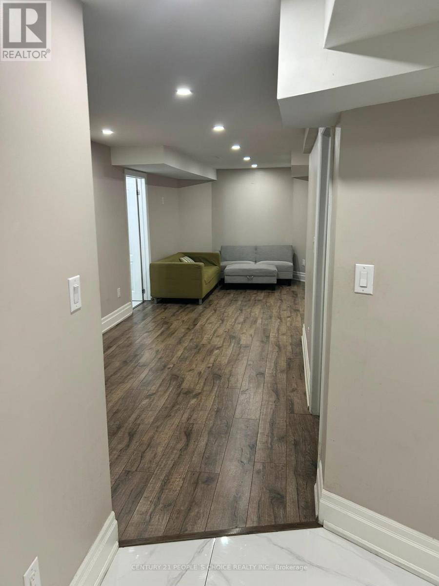 Bsmt - 6929 Gooderham Estate Boulevard, Mississauga, Ontario  L5W 1B4 - Photo 13 - W13676570
