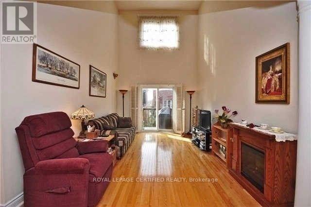 612 Caldwell Crescent, Milton, Ontario L9T 0H4 - Photo 4 - W13676636
