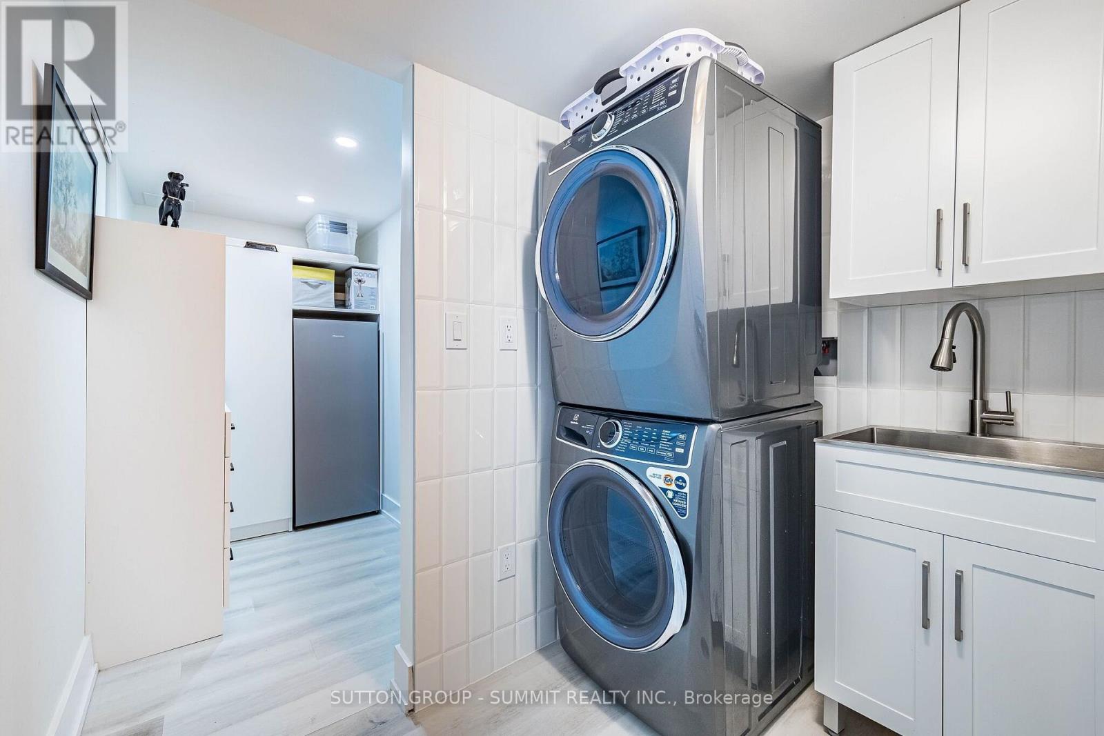 1 - 1270 Gainsborough Drive, Oakville, Ontario L6H 2L2 - Photo 6 - W13676654