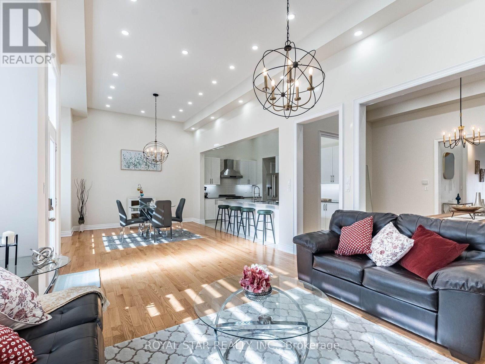 26 Marvin Avenue, Oakville, Ontario  L6H 0Z8 - Photo 12 - W13676672
