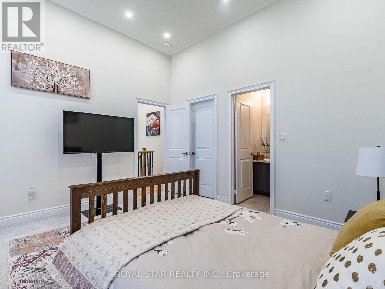 26 Marvin Avenue, Oakville, Ontario  L6H 0Z8 - Photo 41 - W13676672