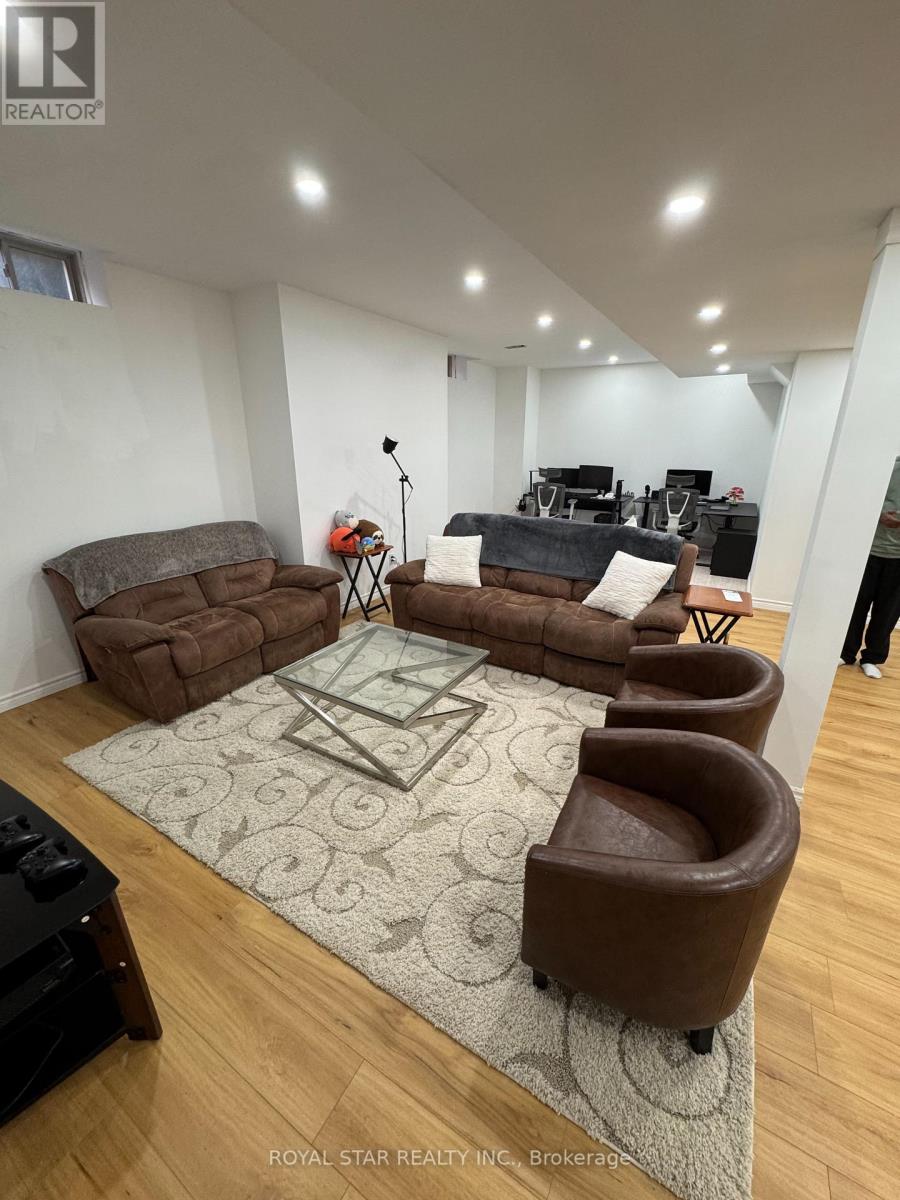 26 Marvin Avenue, Oakville, Ontario  L6H 0Z8 - Photo 44 - W13676672