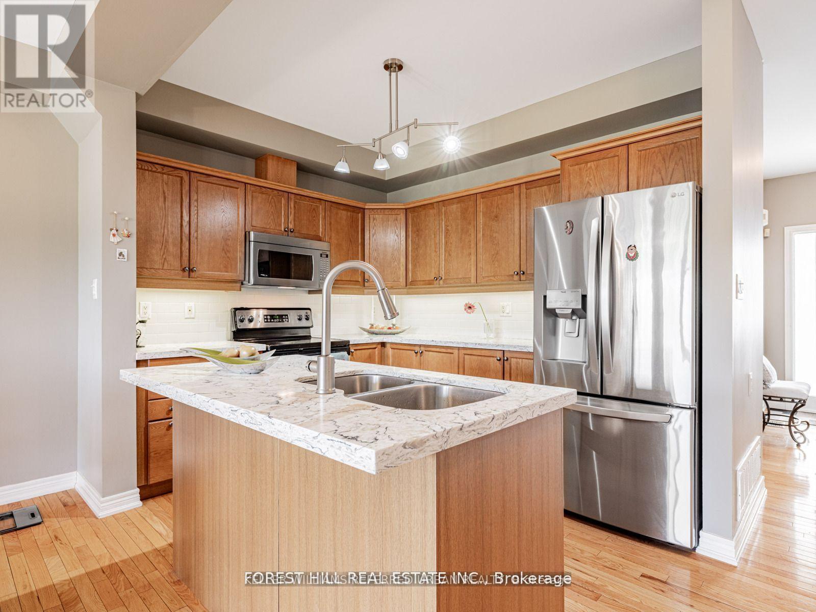 614 Mcbean Avenue N, Newmarket, Ontario  L3X 2L5 - Photo 15 - N13444952