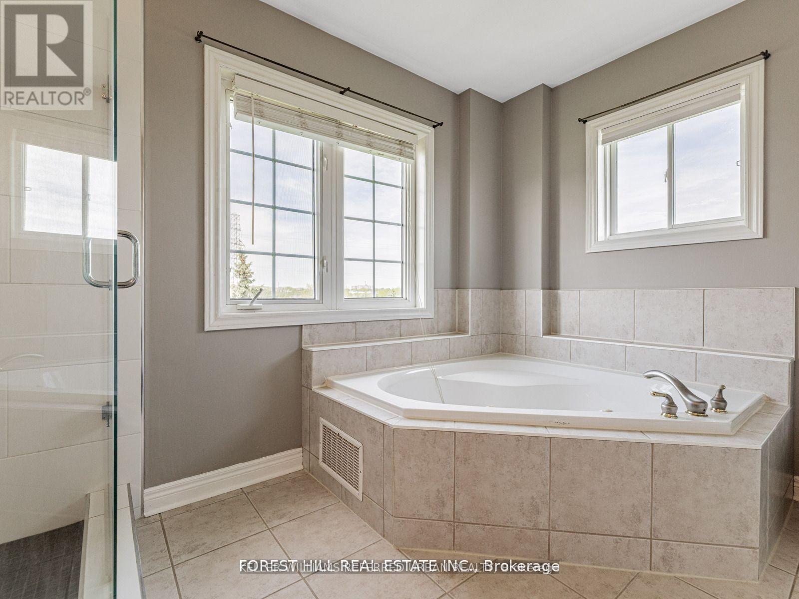 614 Mcbean Avenue N, Newmarket, Ontario  L3X 2L5 - Photo 24 - N13444952