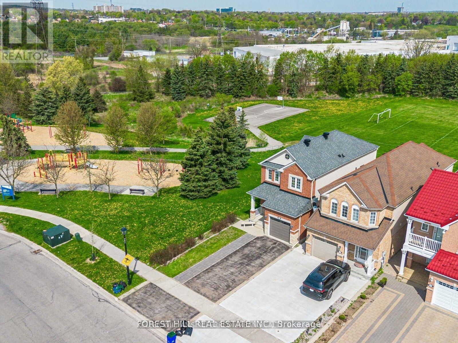 614 Mcbean Avenue N, Newmarket, Ontario  L3X 2L5 - Photo 44 - N13444952