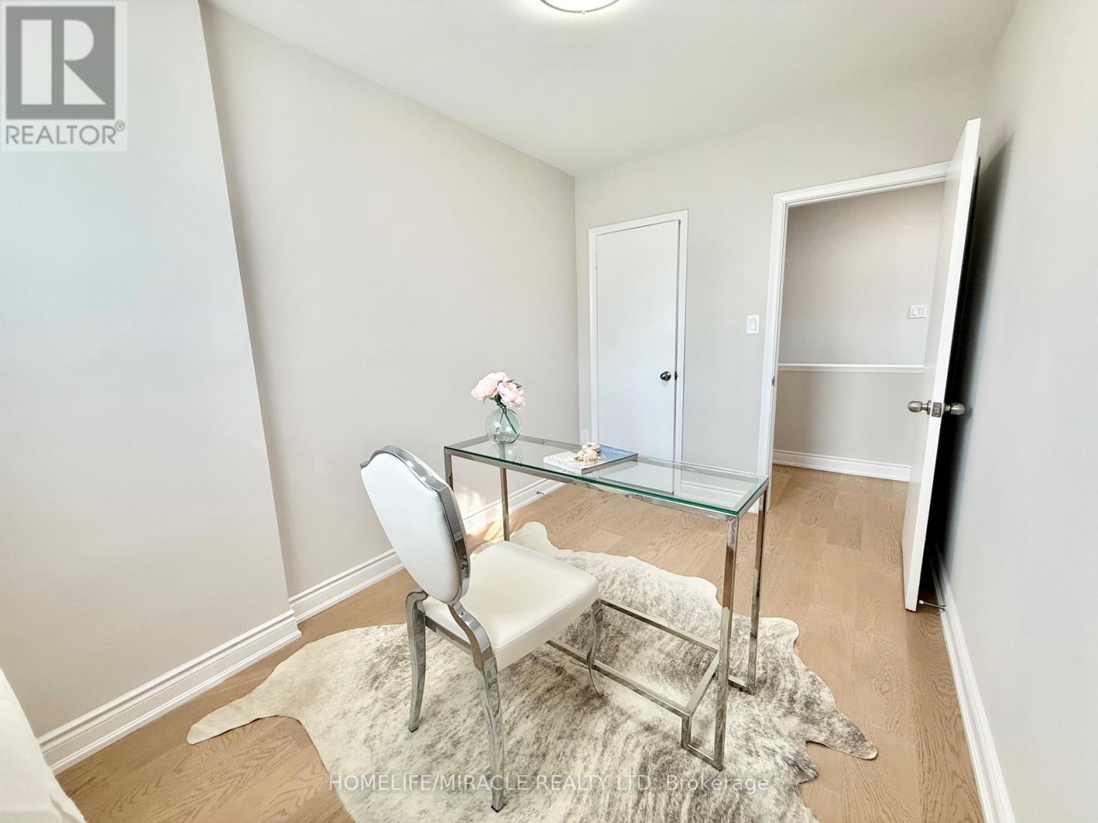 2464 Brookhurst Road, Mississauga, Ontario  L5J 1R3 - Photo 18 - W13675512