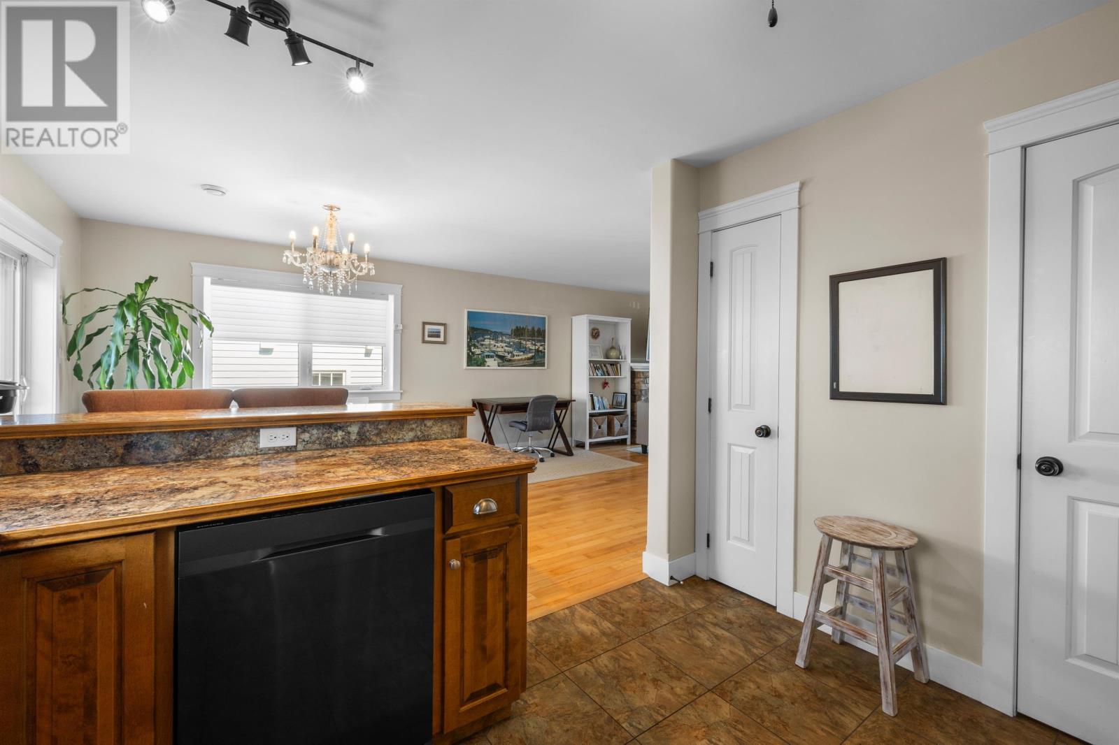 263 King Street, Charlottetown, Prince Edward Island  C1A 1C4 - Photo 15 - 202620627