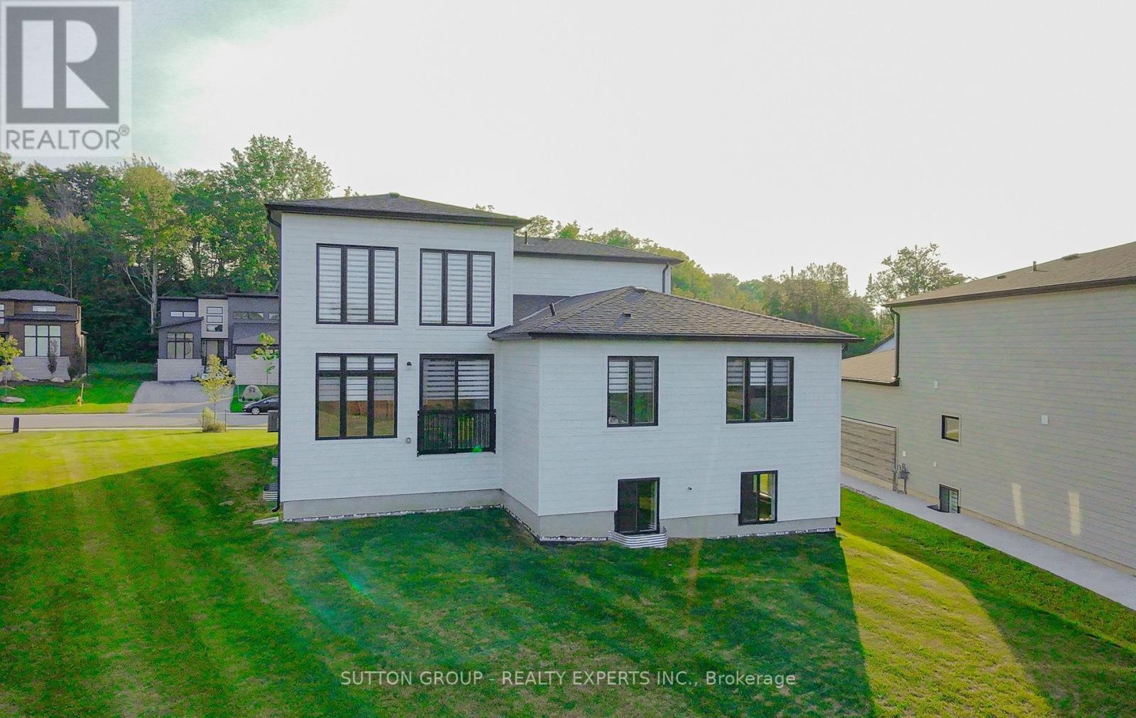 95 Goldie Court, Blue Mountains, Ontario  N0H 1J0 - Photo 33 - X13676502