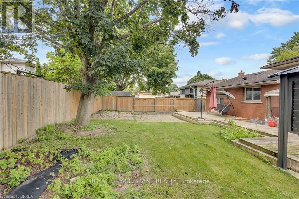 92 Brier Park Road, Brantford, Ontario  N3R 5T4 - Photo 40 - X13676694