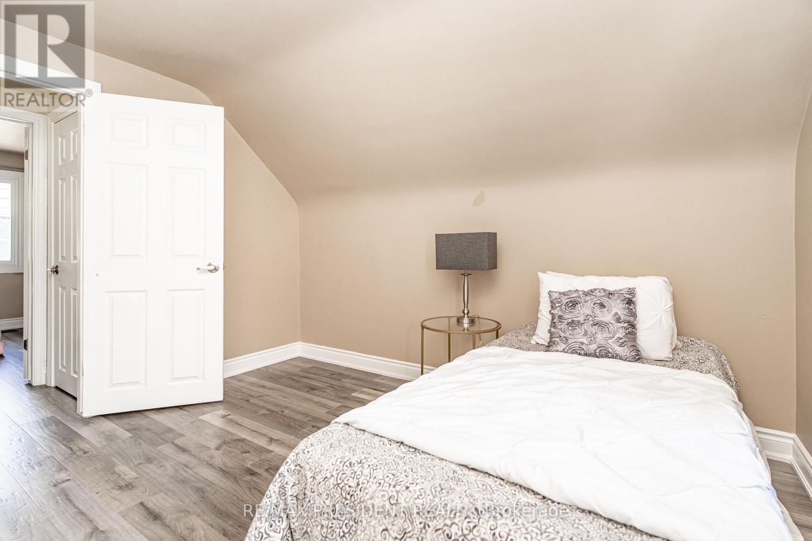 13 Lewis Street, Hamilton, Ontario  L8H 6C3 - Photo 30 - X13676740