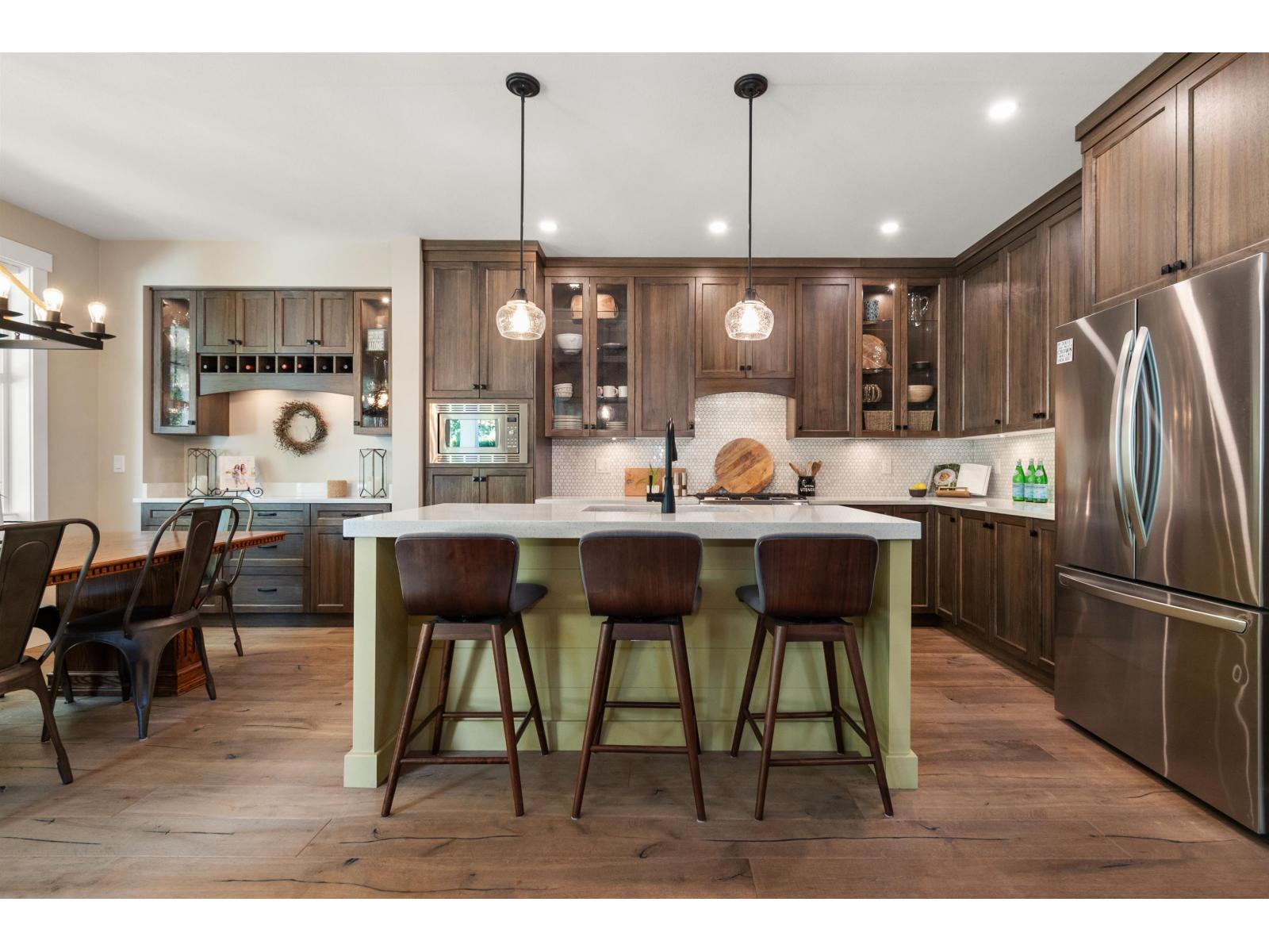 43284 Water Mill Way, Cultus Lake South, Lindell Beach, British Columbia  V2R 0Z4 - Photo 10 - R3130129