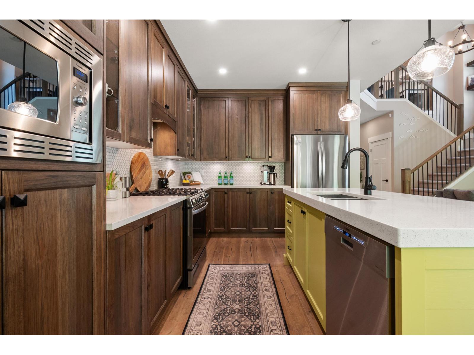 43284 Water Mill Way, Cultus Lake South, Lindell Beach, British Columbia  V2R 0Z4 - Photo 11 - R3130129