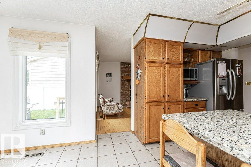 3303 42a Av Nw, Edmonton, Alberta  T6T 1E6 - Photo 16 - E4503866