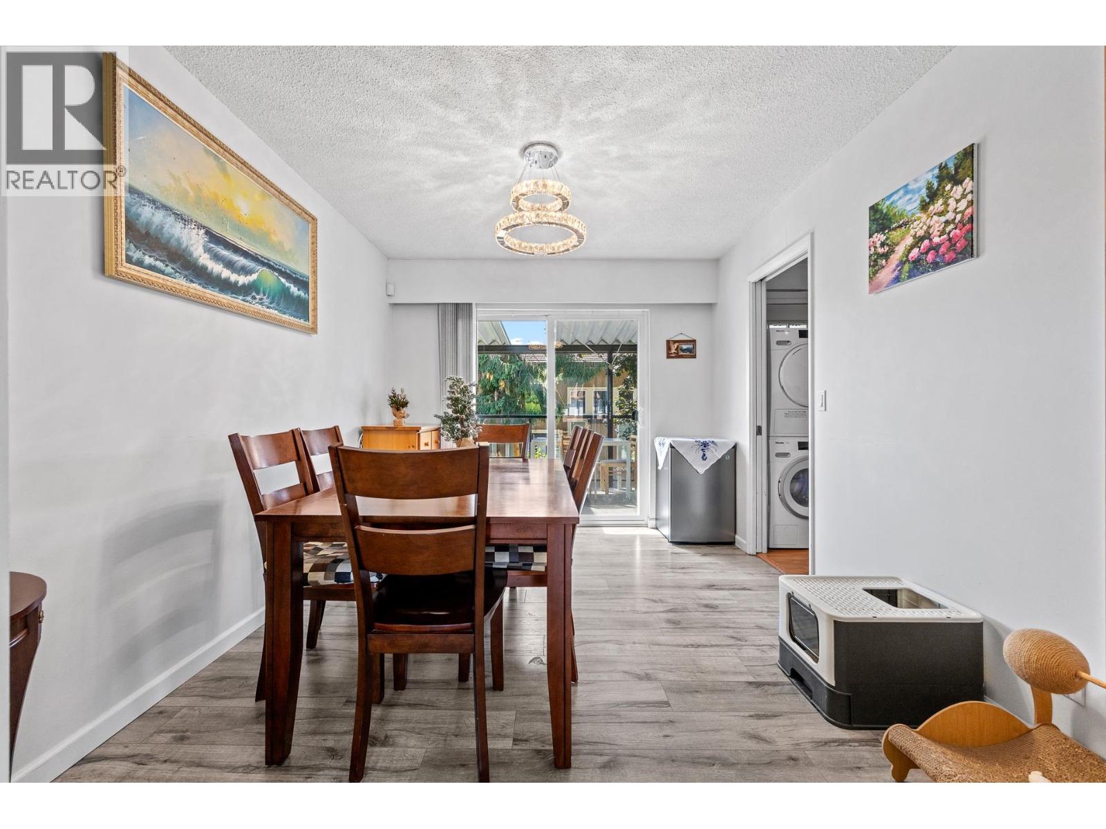 8640 Sierpina Drive, Richmond, British Columbia  V7A 4M9 - Photo 13 - R3154390