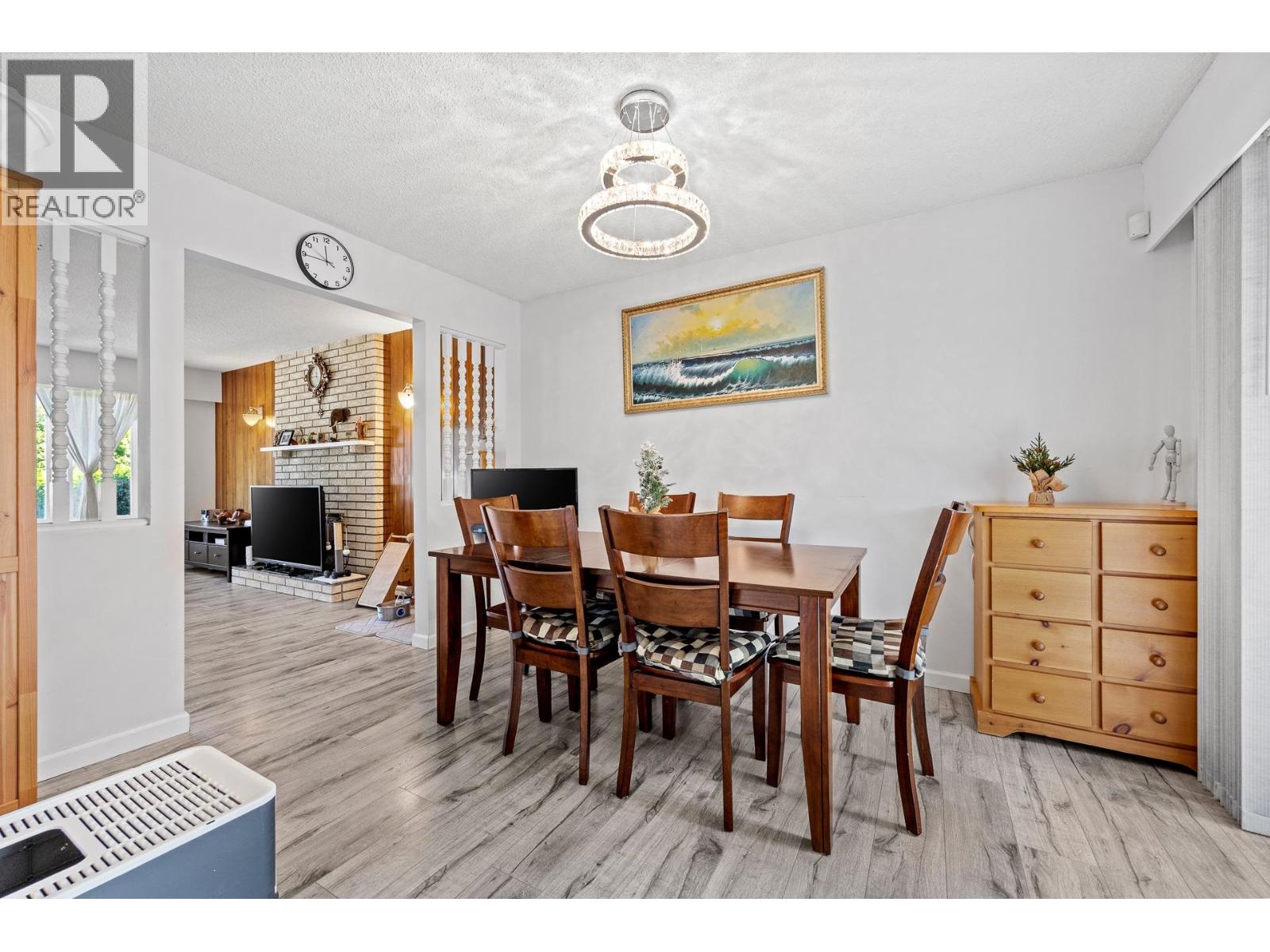 8640 Sierpina Drive, Richmond, British Columbia  V7A 4M9 - Photo 14 - R3154390
