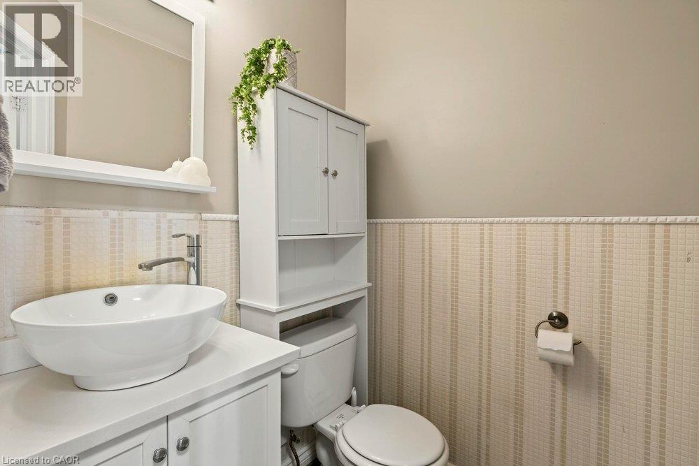 1860 Upper Gage Avenue Unit# 15, Hamilton, Ontario  L8W 3Y6 - Photo 12 - 40855800