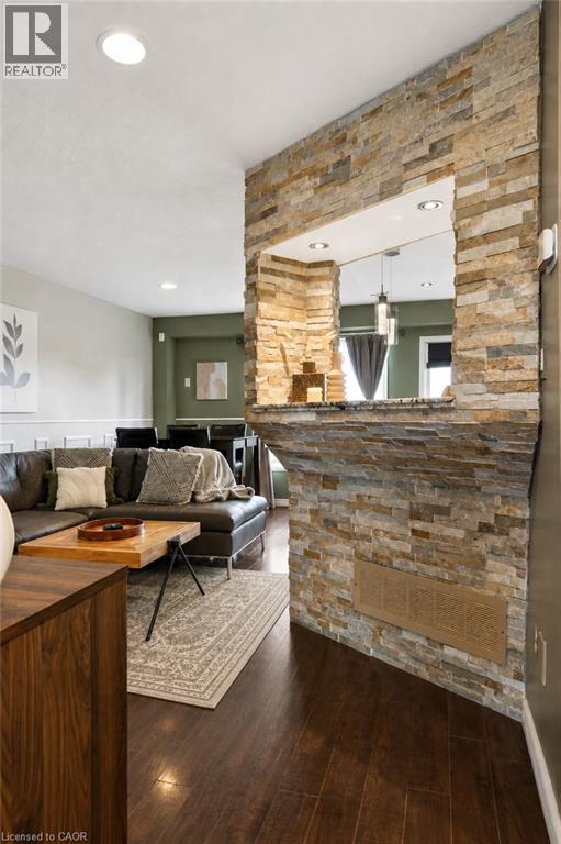 1860 Upper Gage Avenue Unit# 15, Hamilton, Ontario  L8W 3Y6 - Photo 6 - 40855800