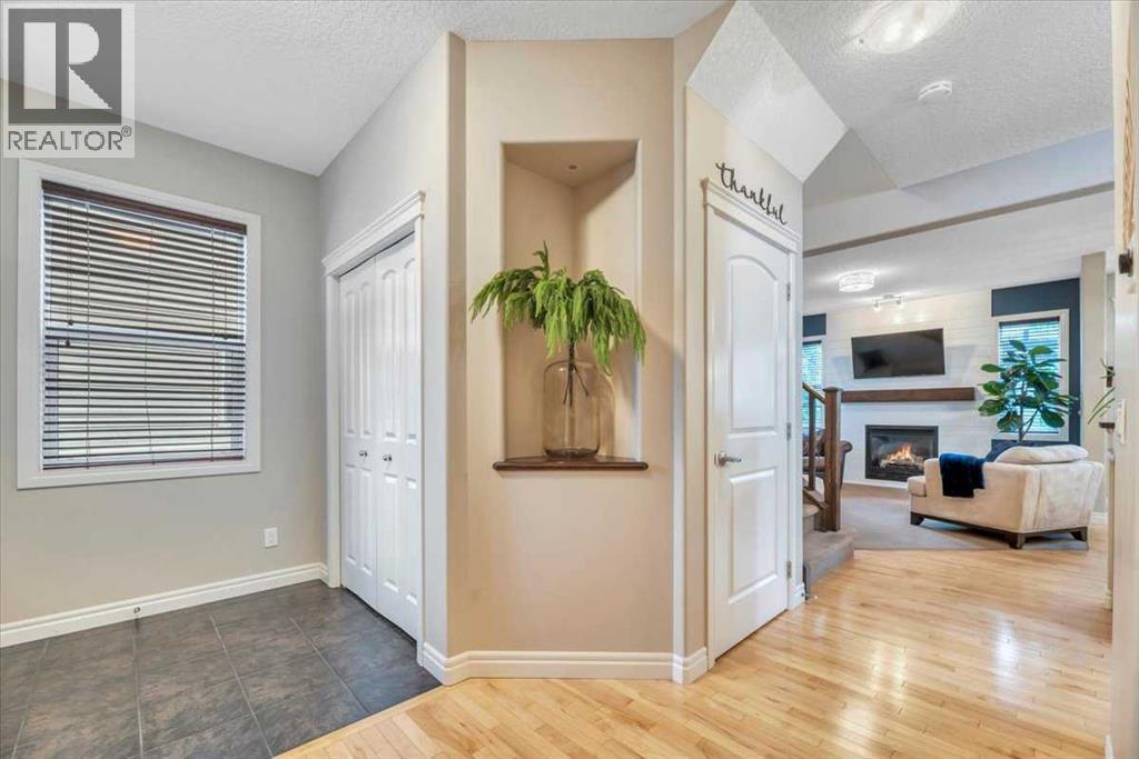 13 Cranberry Avenue Se, Calgary, Alberta  T3M 0L9 - Photo 4 - A2336793