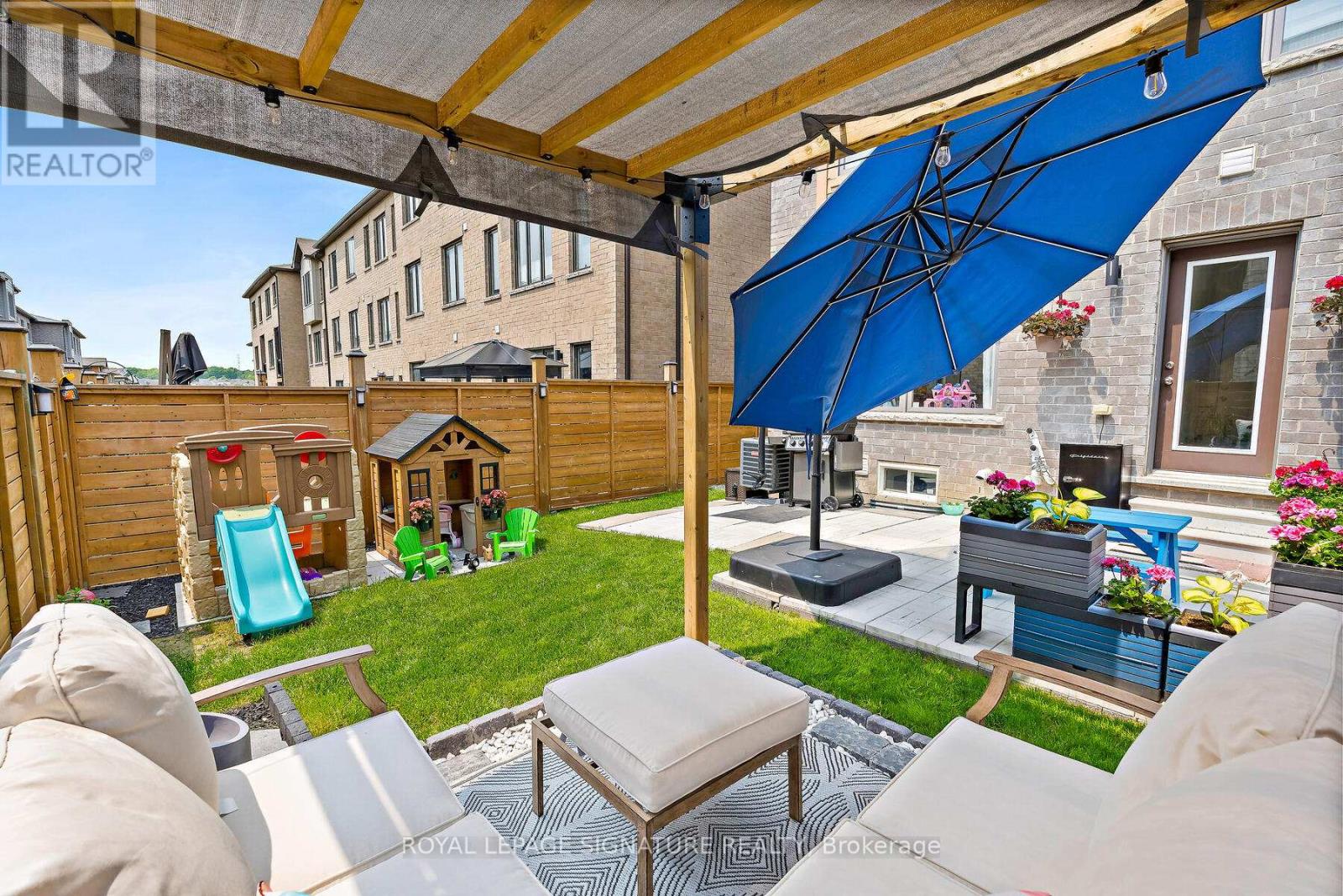 168 TANGO CRESCENT, Newmarket, Ontario