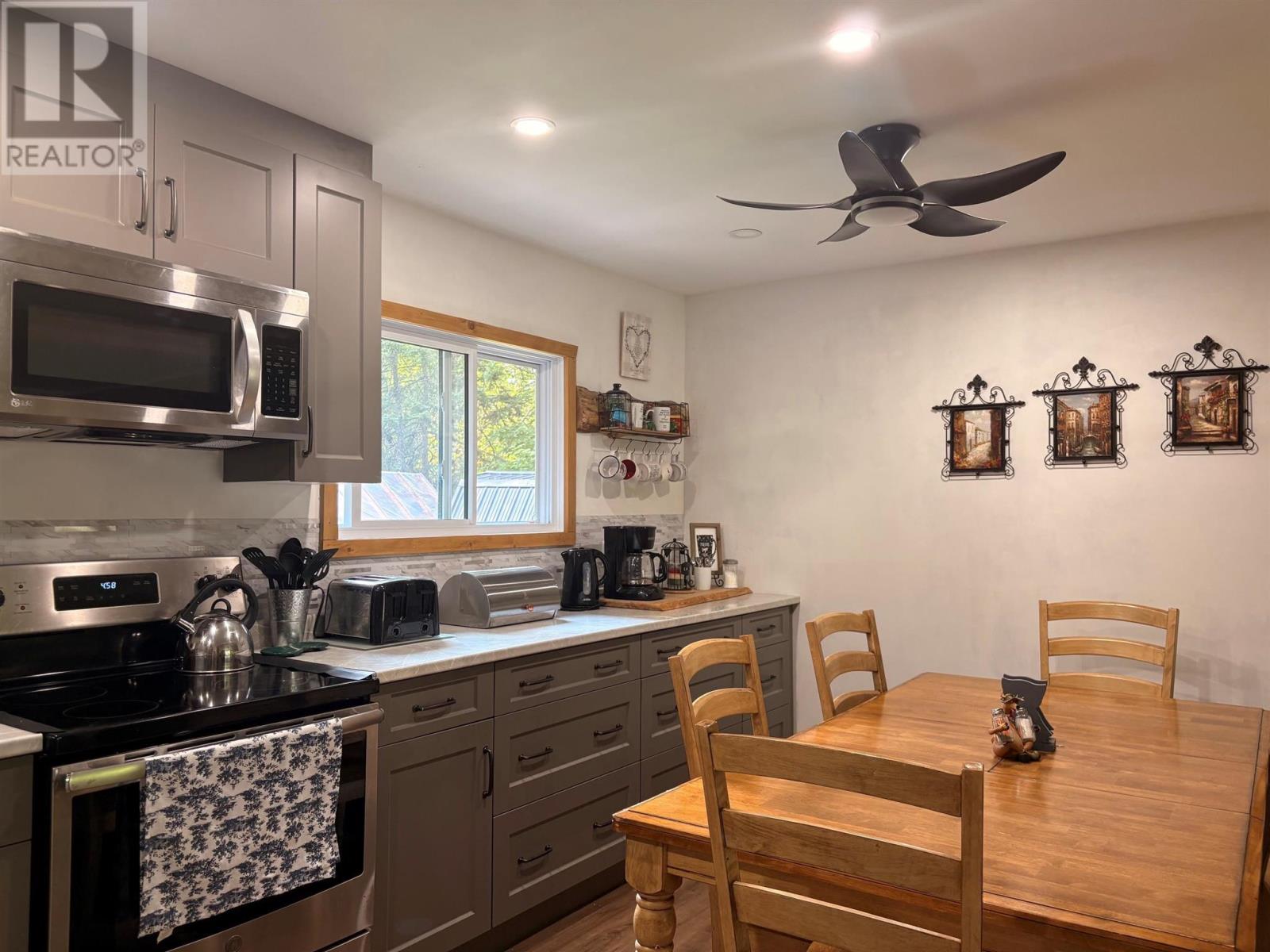 3035 Canoe Point Rd, 3035 Canoe Point Road, Hilton Beach, Ontario  P0R 1G0 - Photo 10 - SM262191