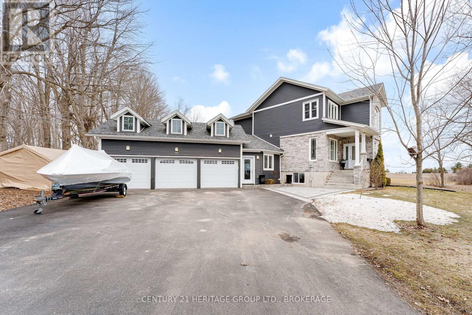 90 ARAGON ROAD, Kingston, Ontario
