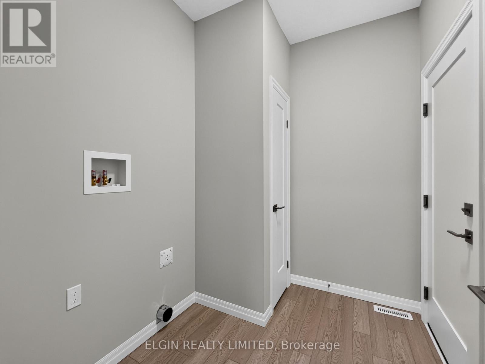 6 Finch Street, Tillsonburg, Ontario  N4G 0L9 - Photo 7 - X13676772
