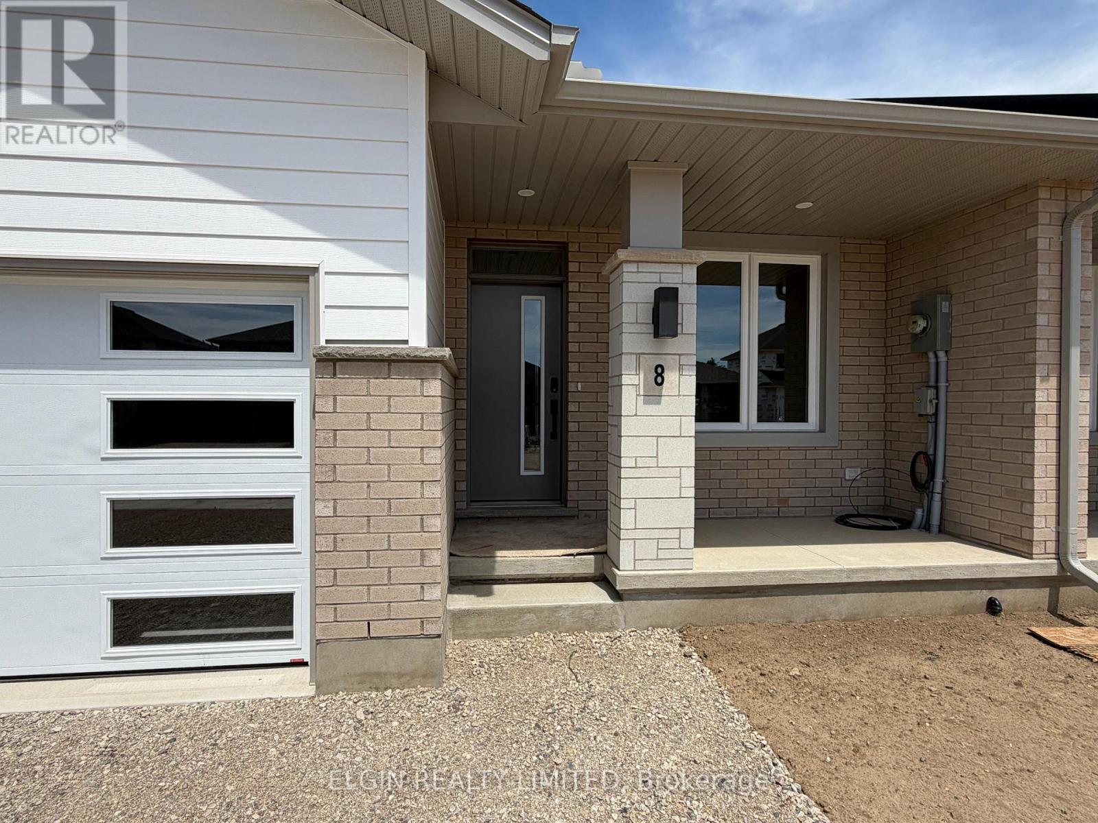 8 Finch Street, Tillsonburg, Ontario  N4G 0L9 - Photo 3 - X13676774
