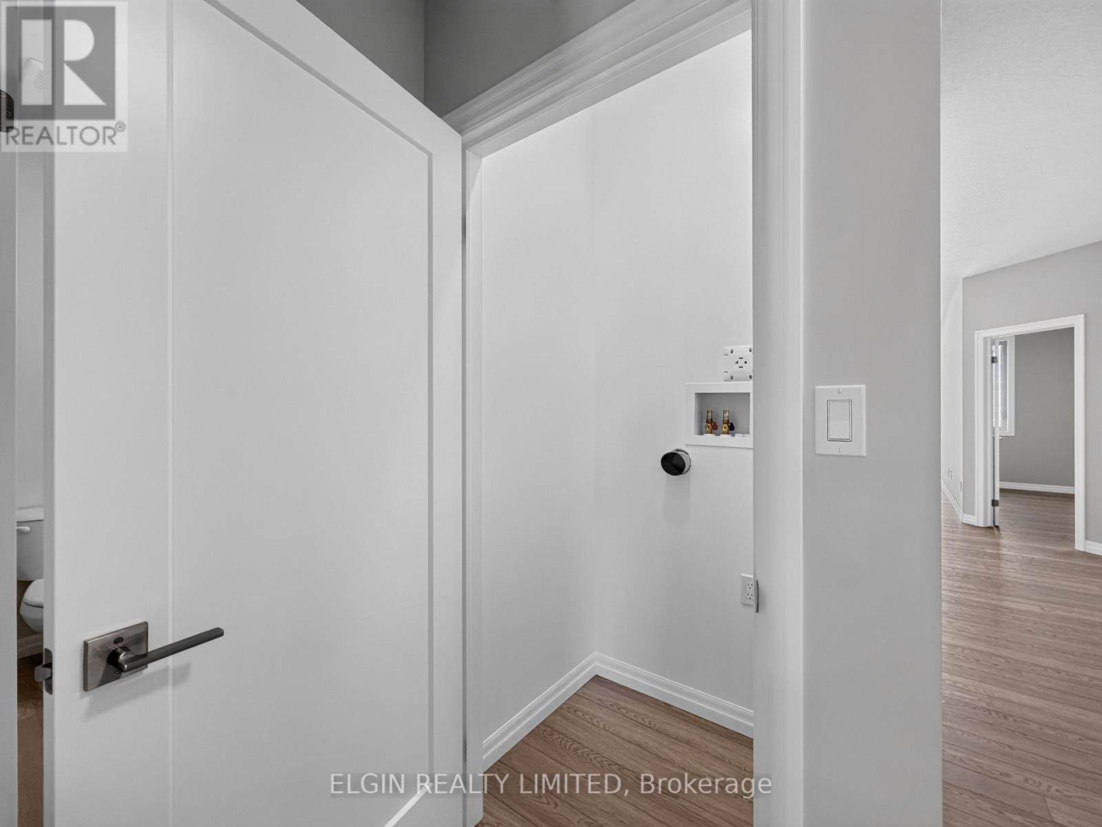 8 Finch Street, Tillsonburg, Ontario  N4G 0L9 - Photo 7 - X13676774