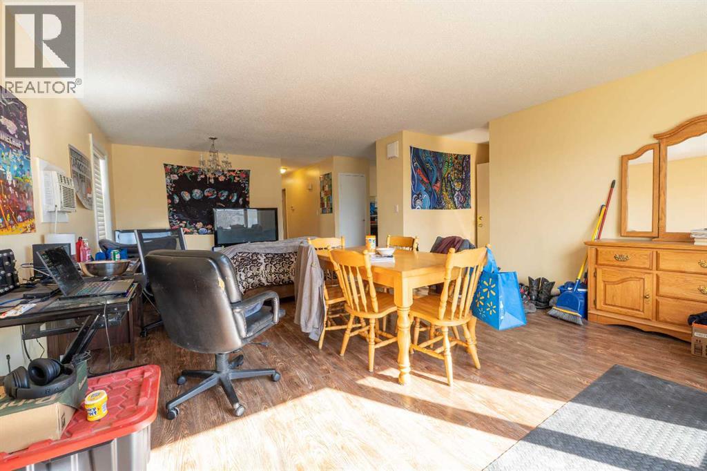 27 Erin Grove Court Se, Calgary, Alberta  T2B 3A8 - Photo 6 - A2312570