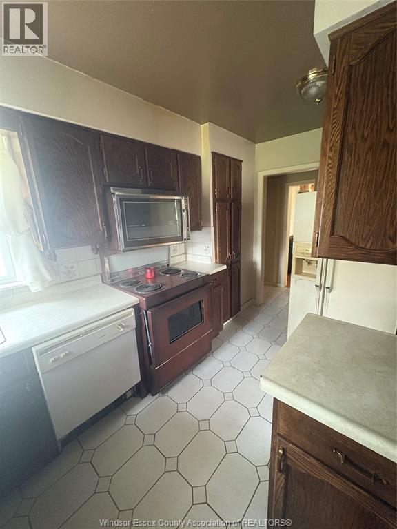 2539 St Patricks, Windsor, Ontario  N9E 3G5 - Photo 6 - 26019786