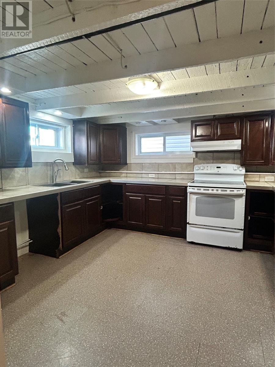 45 Franklyn Avenue, St. John's — photo 31