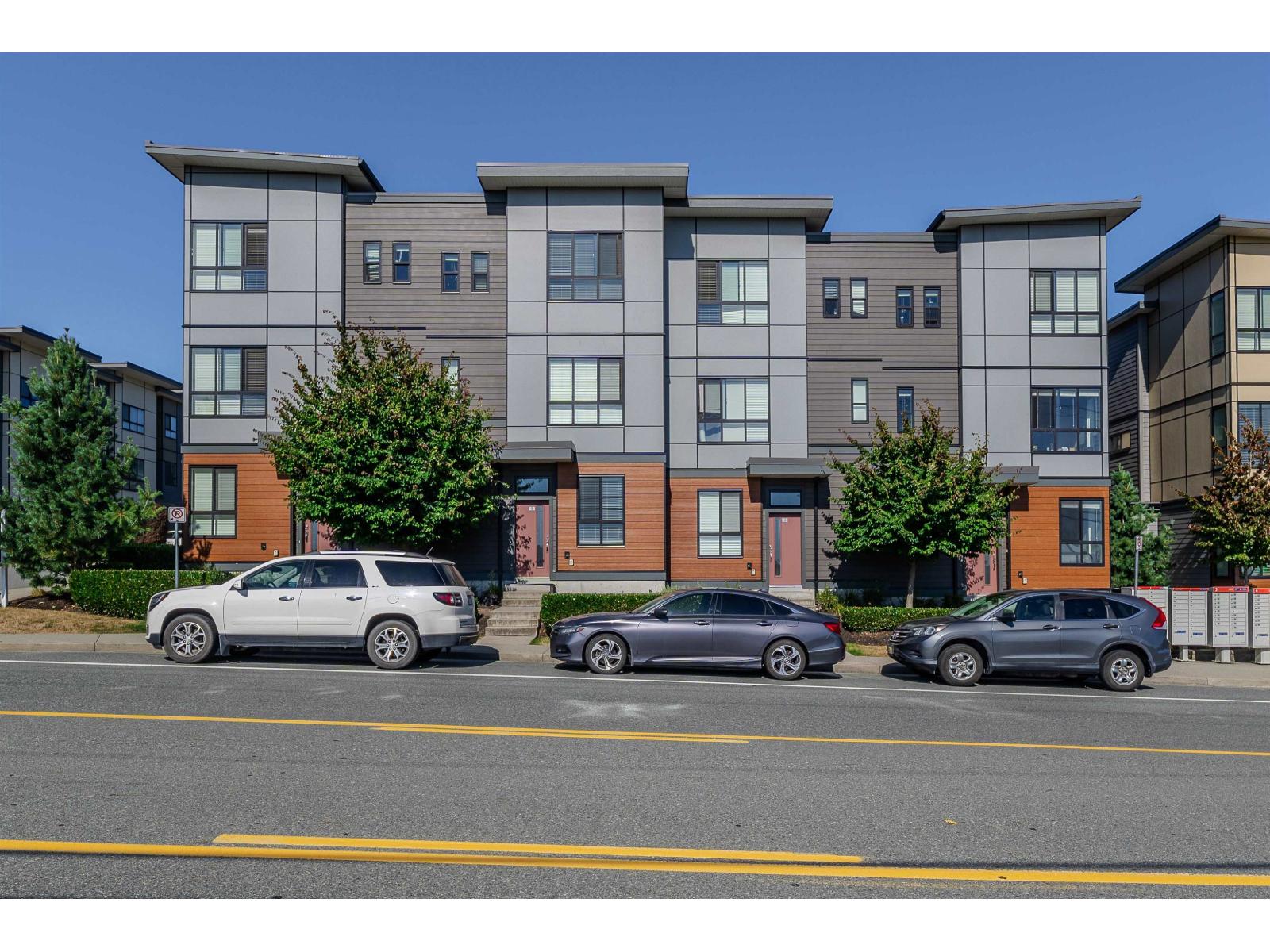 2 1938 NORTH PARALLEL ROAD, Abbotsford, British Columbia