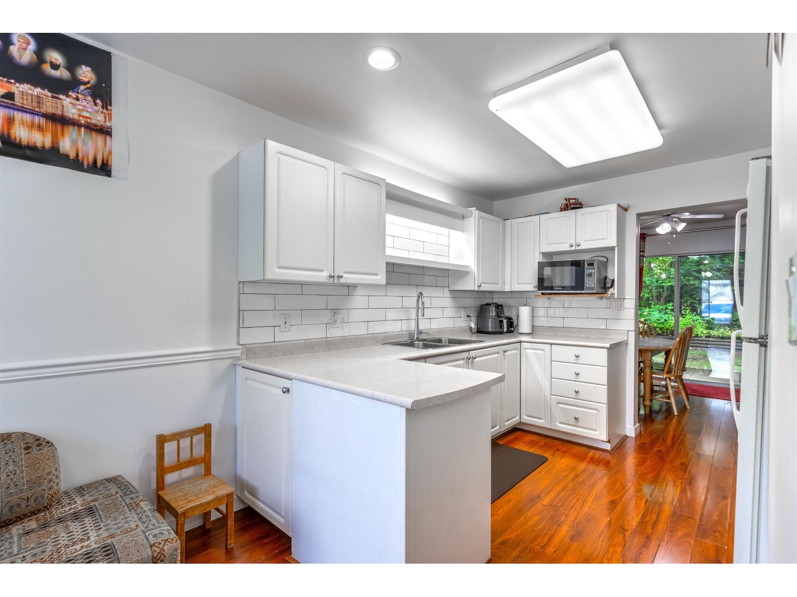 121 8655 King George Boulevard, Surrey, British Columbia  V3W 5C4 - Photo 11 - R3155634