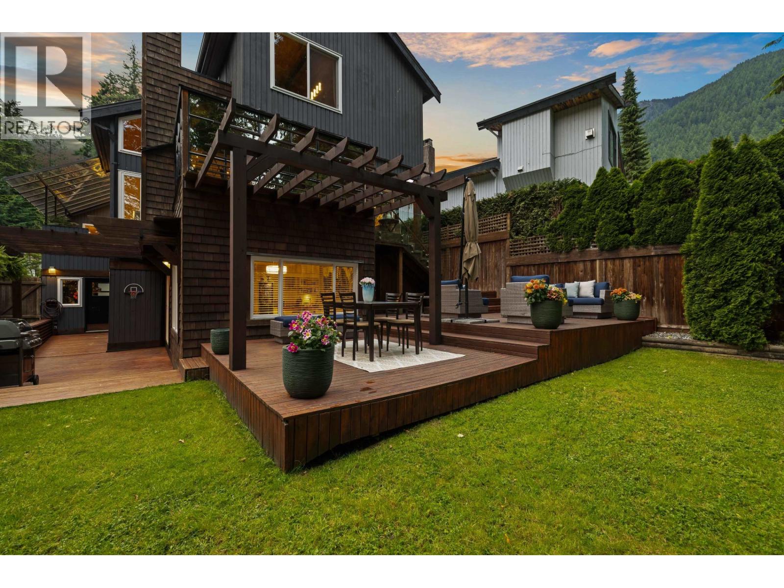 5522 Deerhorn Lane, North Vancouver, British Columbia V7R 4S6 - Photo 33 - R3155818