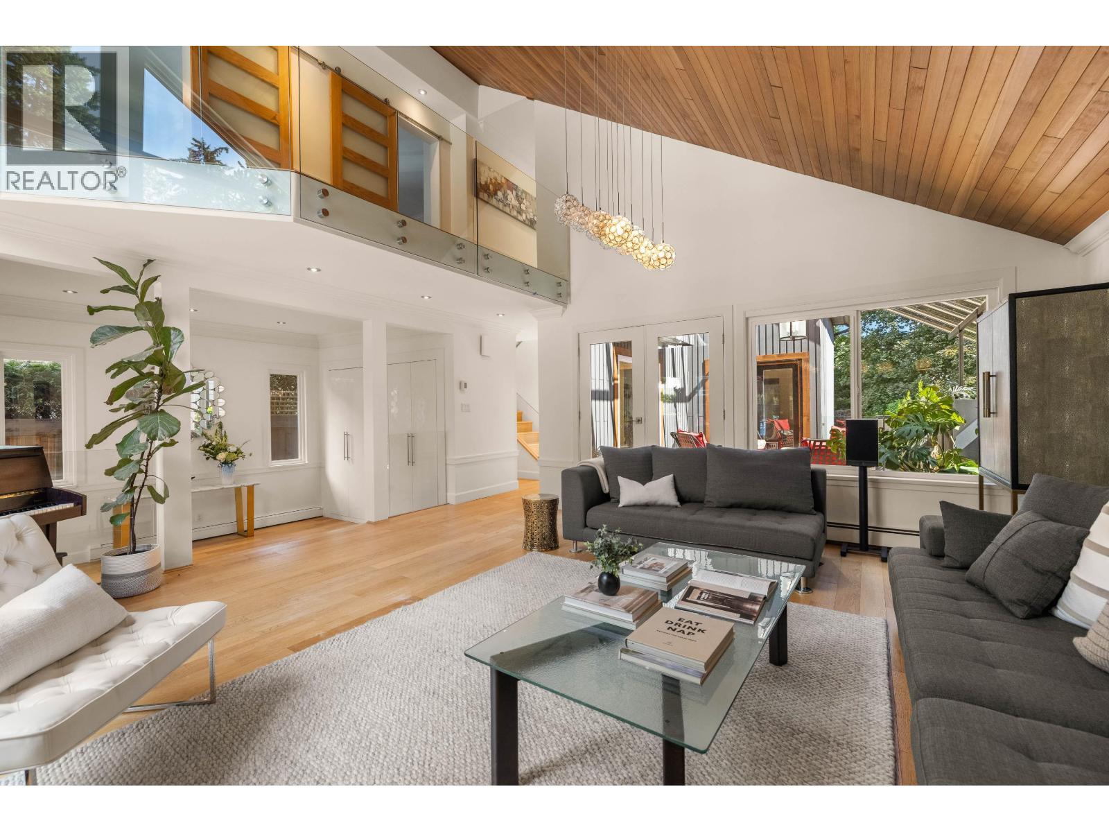 5522 Deerhorn Lane, North Vancouver, British Columbia V7R 4S6 - Photo 7 - R3155818
