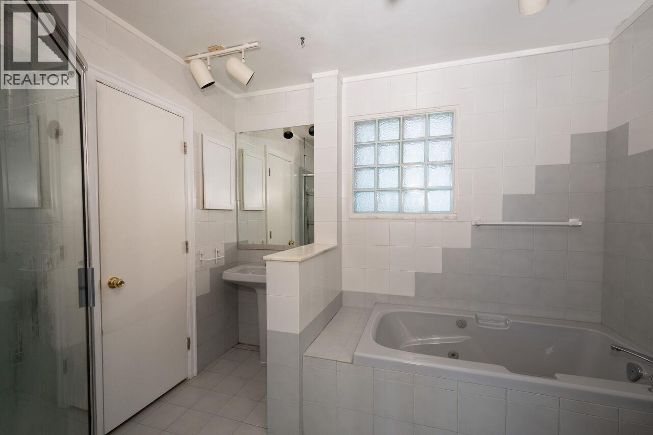 1241 Nepal Crescent, West Vancouver, British Columbia V7T 2H4 - Photo 20 - R3155843